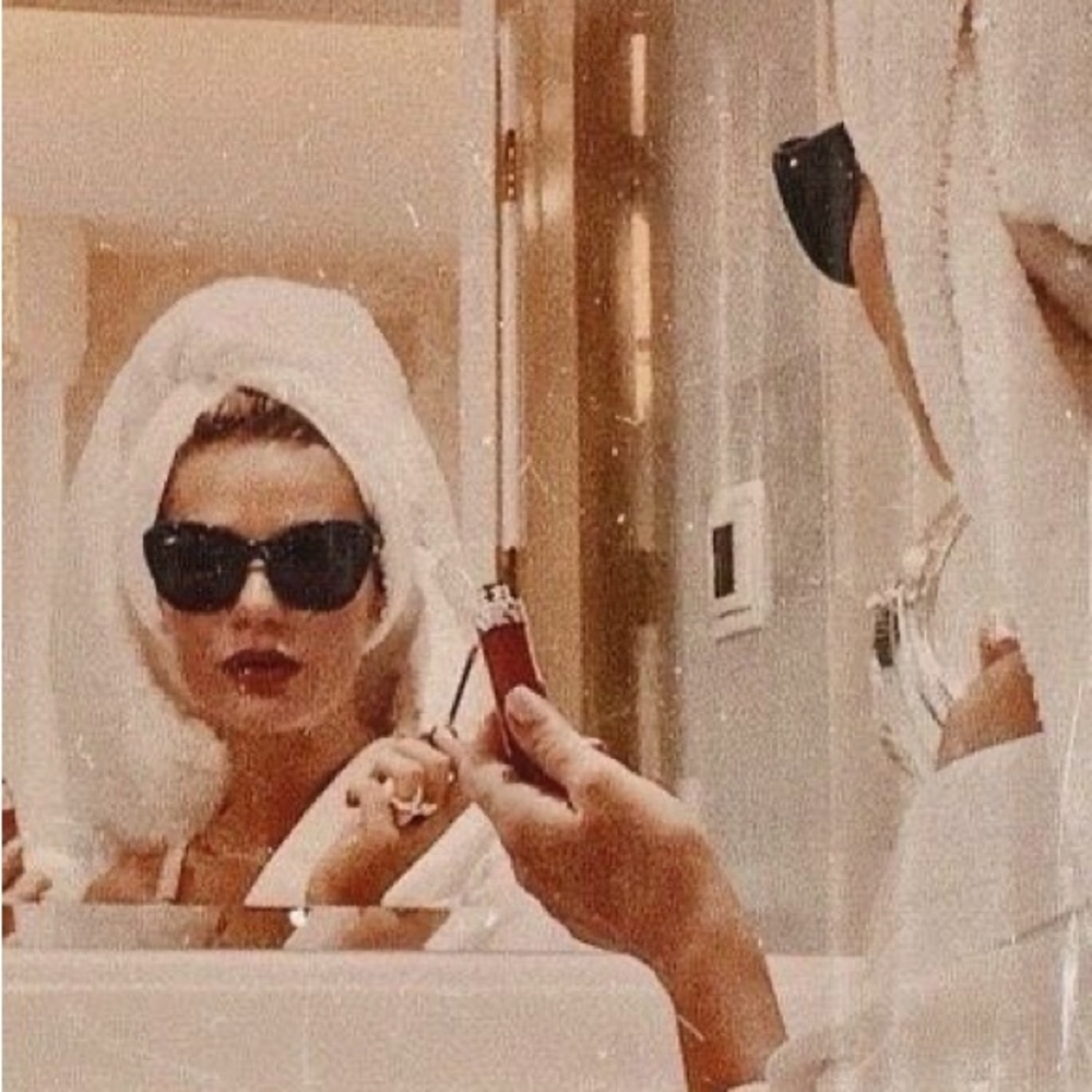 Meet your Posher, Briana